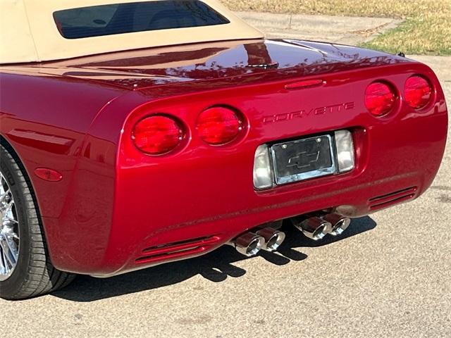 Photo of 2004 Magnetic Red Metallic Chevrolet Corvette