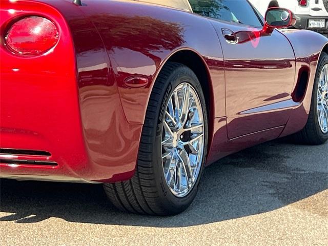 Photo of 2004 Magnetic Red Metallic Chevrolet Corvette