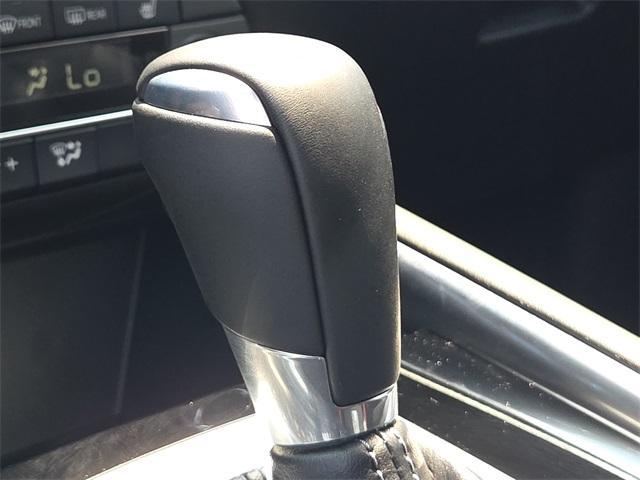 Photo of 2024 Platinum Quartz Metallic Mazda CX-5