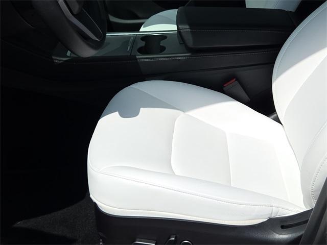 Photo of 2022  Tesla Model Y