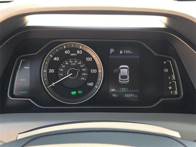 Photo of 2020 Stellar Silver Hyundai IONIQ Hybrid