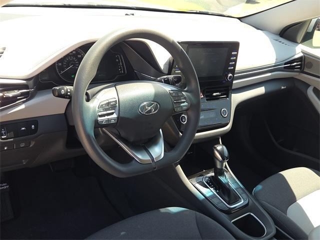 Photo of 2020 Stellar Silver Hyundai IONIQ Hybrid