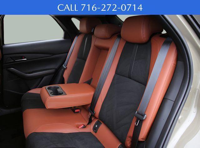 Photo of 2024 Zircon Sand Metalic Mazda CX-30