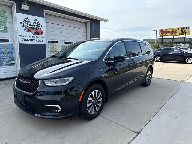 2022 Chrysler Pacifica Hybrid