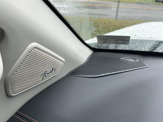 Photo of 2019 Pearl White Nissan Titan XD