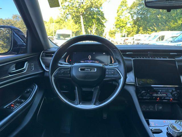 Photo of 2021 Velvet Red Pearlcoat Jeep Grand Cherokee L