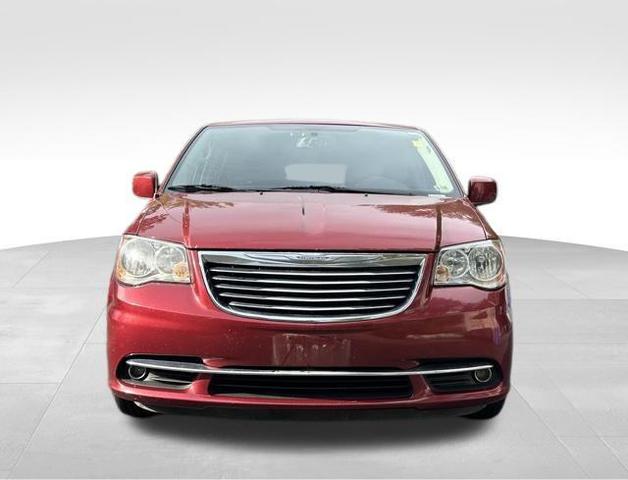 Photo of 2016 Deep Cherry Red Crystal Pearlcoat Chrysler Town & Country