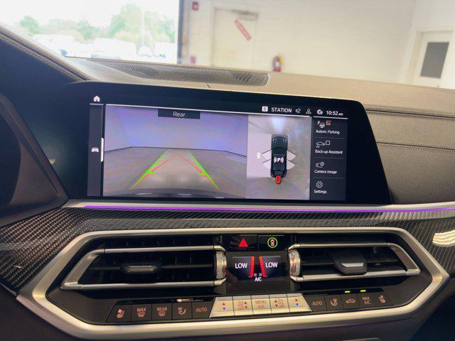 Photo of 2022 Black Sapphire Metallic BMW X6