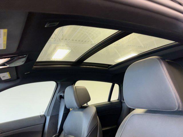Photo of 2022 Black Sapphire Metallic BMW X6