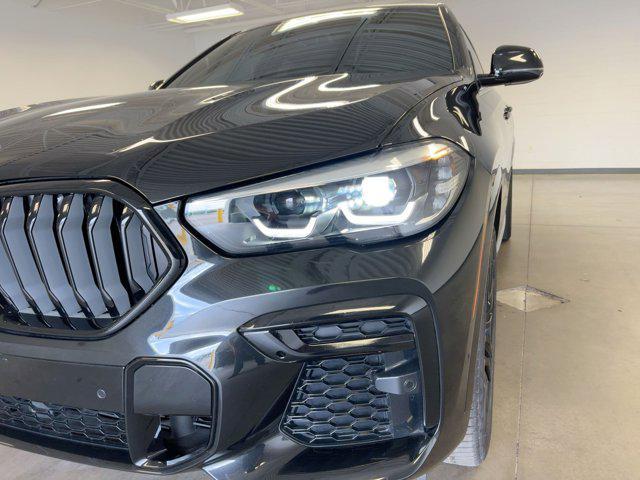 Photo of 2022 Black Sapphire Metallic BMW X6