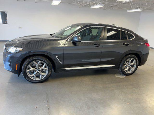 Photo of 2024 Gray BMW X4