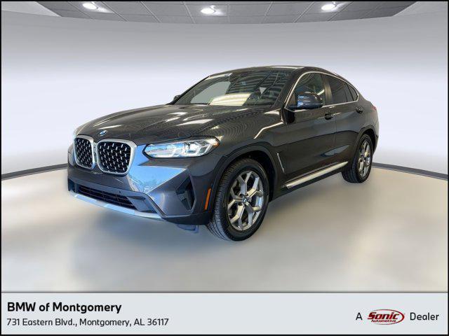 Photo of 2024 Gray BMW X4
