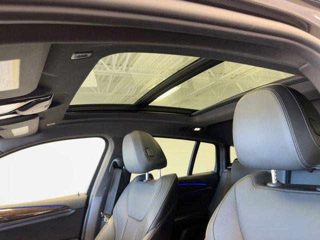 Photo of 2024 Gray BMW X4