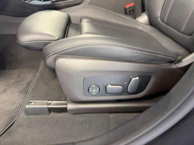 Photo of 2024 Gray BMW X4