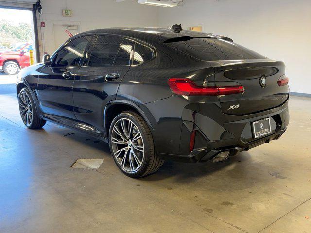 Photo of 2025 Black Sapphire Metallic BMW X4