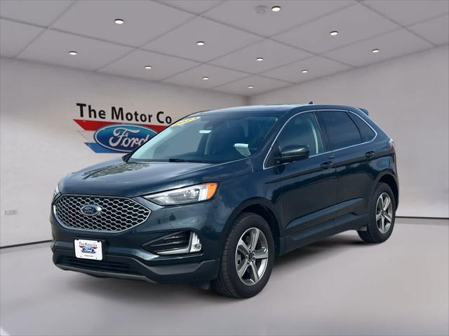 2023 Ford Edge