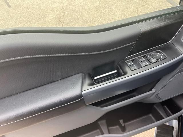 Photo of 2022 Antimatter Blue Metallic Ford F-150