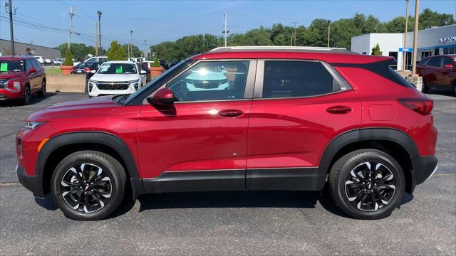 Photo of 2021 Scarlet Red Metallic Chevrolet Trailblazer