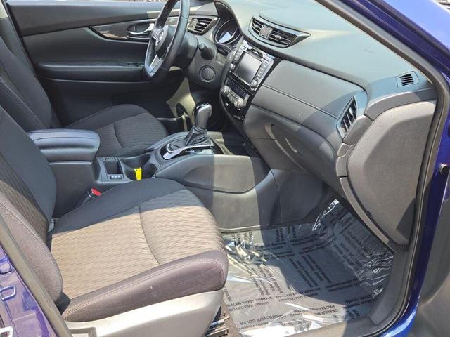 Photo of 2018 Caspian Blue Nissan Rogue
