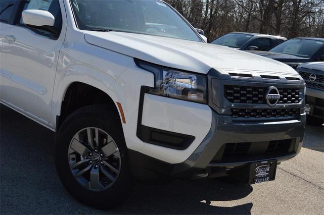 Photo of 2025 Glacier White Nissan Frontier