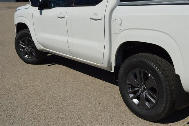Photo of 2025 Glacier White Nissan Frontier