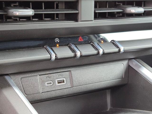 Photo of 2024 Summit White Chevrolet Colorado