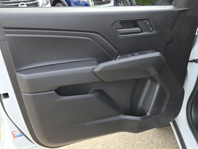 Photo of 2024 Summit White Chevrolet Colorado