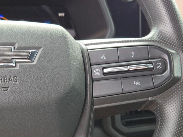 Photo of 2024 Summit White Chevrolet Colorado