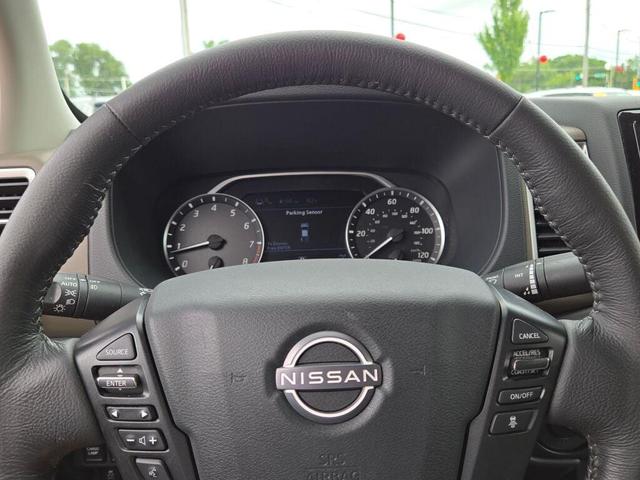 Photo of 2022 Gun Metallic Nissan Frontier