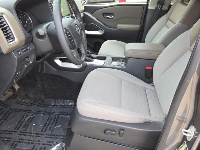 Photo of 2022 Gun Metallic Nissan Frontier
