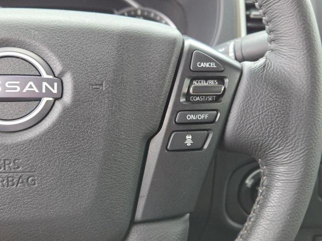 Photo of 2022 Gun Metallic Nissan Frontier