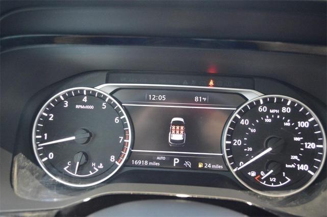 Photo of 2022 Scarlet Ember Tintcoat Nissan Pathfinder