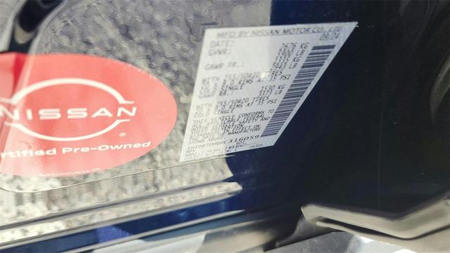 Photo of 2024 Deep Ocean Blue Pearl Nissan Pathfinder