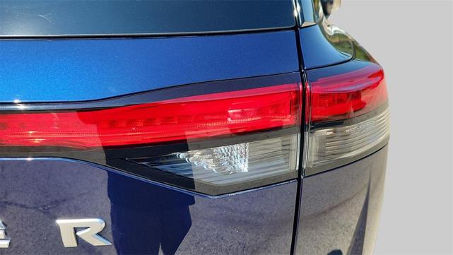 Photo of 2024 Deep Ocean Blue Pearl Nissan Pathfinder