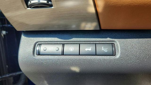 Photo of 2024 Deep Ocean Blue Pearl Nissan Pathfinder