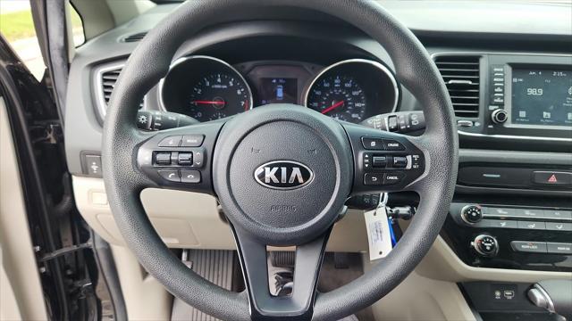 Photo of 2020 Aurora Black Kia Sedona