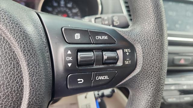 Photo of 2020 Aurora Black Kia Sedona