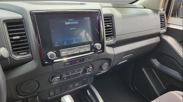 Photo of 2024 Glacier White Nissan Frontier