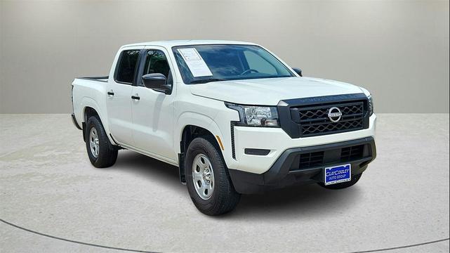 Photo of 2024 Glacier White Nissan Frontier