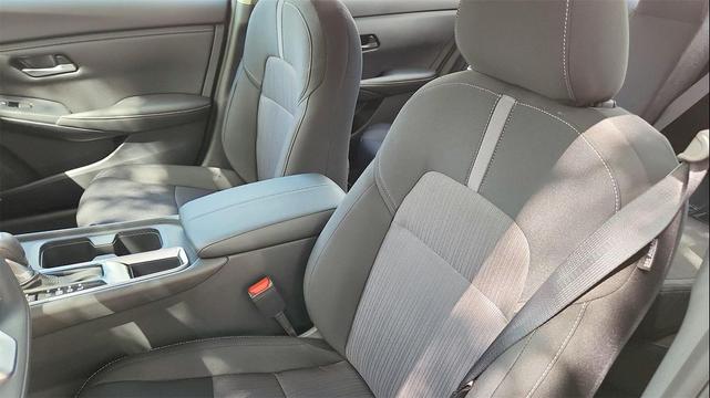 Photo of 2025 Super Black Nissan Sentra