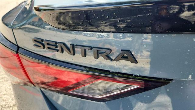 Photo of 2025 Atlantic Gray Metallic/Super Black Nissan Sentra