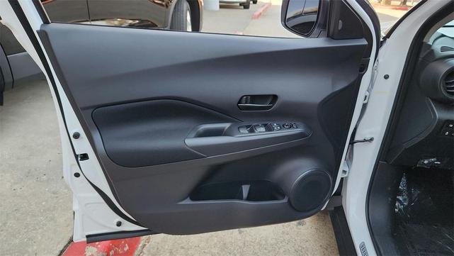 Photo of 2025 Fresh Powder Nissan Kicks