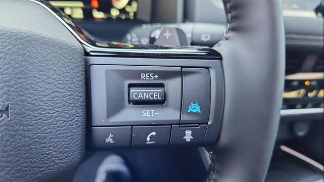 Photo of 2025 Boulder Gray Pearl Nissan Rogue