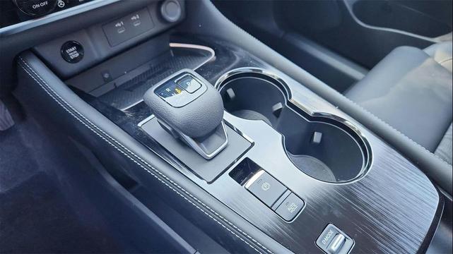 Photo of 2025 Boulder Gray Pearl Nissan Rogue