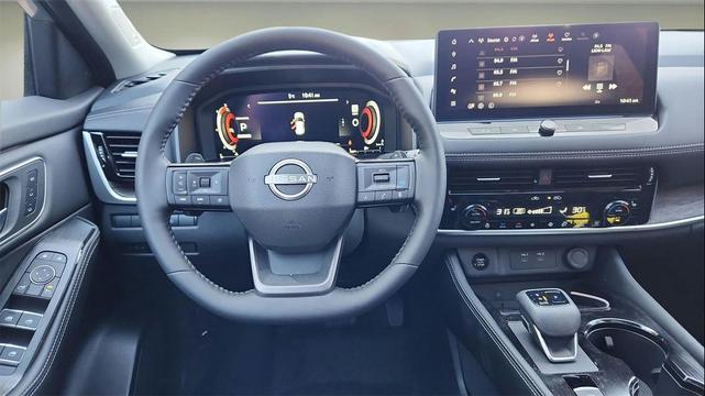 Photo of 2025 Boulder Gray Pearl Nissan Rogue