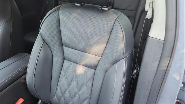 Photo of 2025 Boulder Gray Pearl Nissan Rogue
