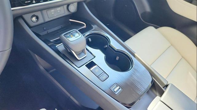 Photo of 2025 Super Black Nissan Rogue