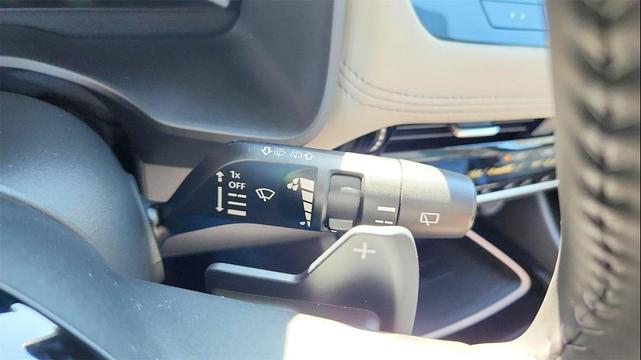 Photo of 2025 Super Black Nissan Rogue