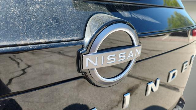 Photo of 2025 Super Black Nissan Pathfinder