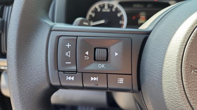 Photo of 2025 Super Black Nissan Pathfinder